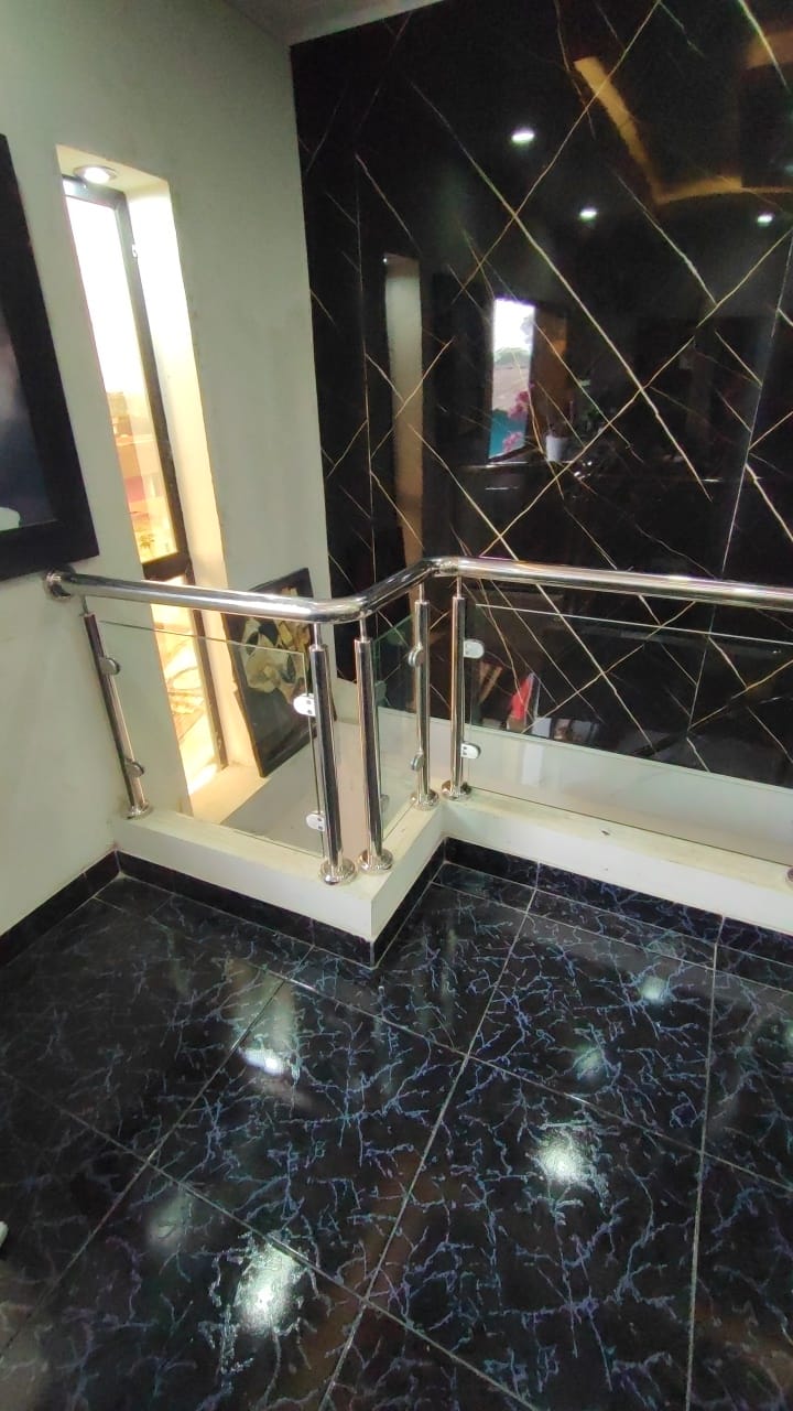 Pasamanos con iluminación ambiental